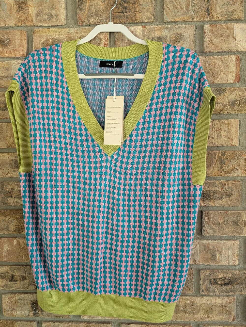 Nwt Large Dokotoo Sweater Shirt